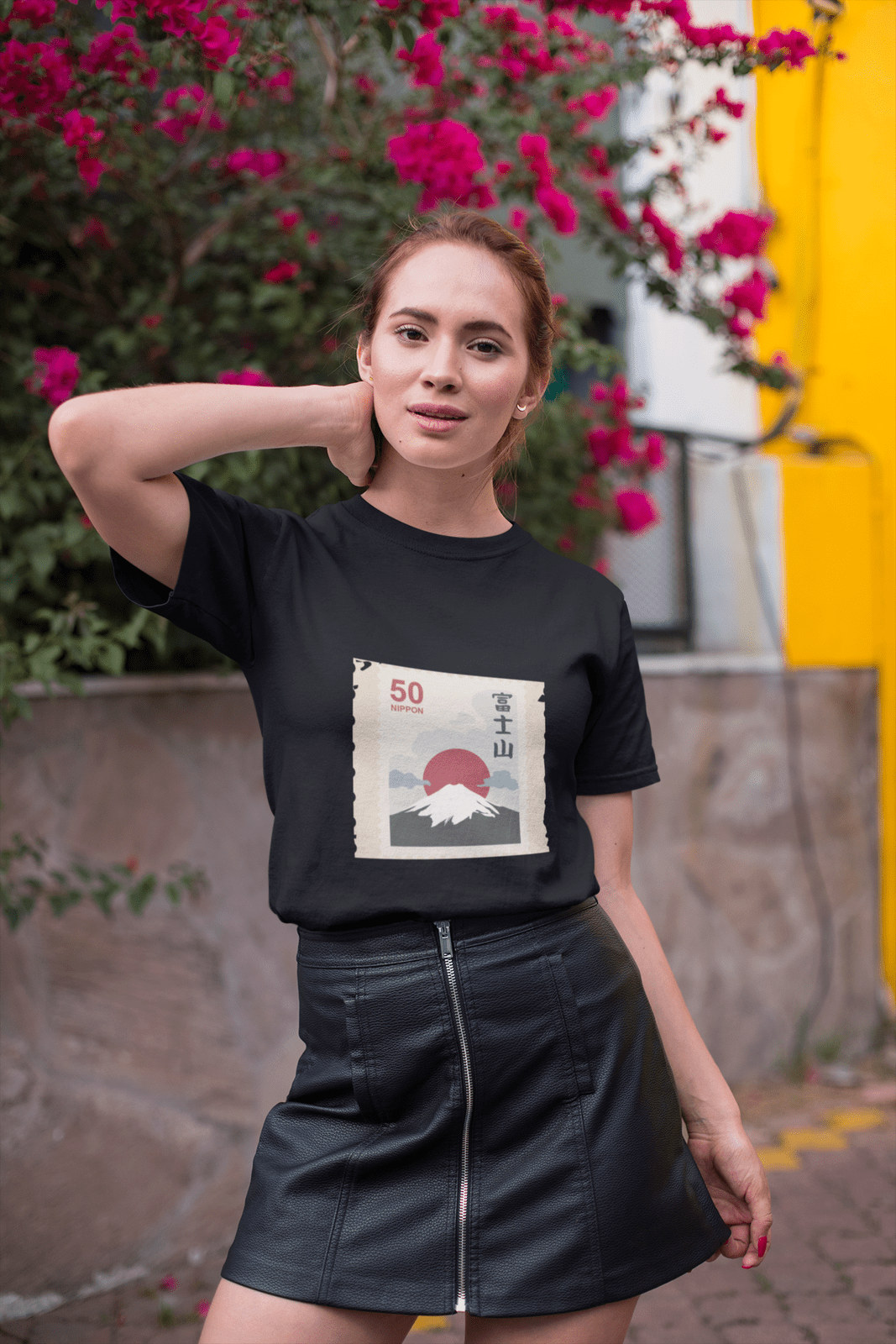 Women's Round Neck Mount Fuji Stamp T-Shirt - Kiseki Apparels